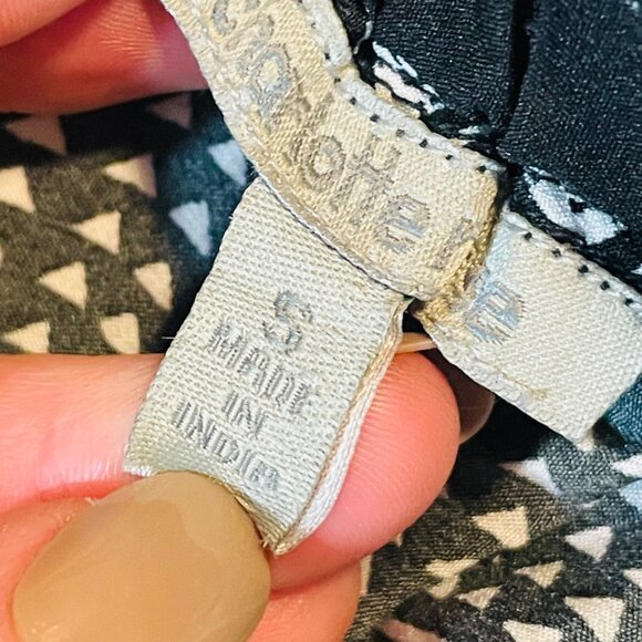 Charlotte Russe Womens Black & White Patterned Lace Trim Shorts Size M - Picture 7 of 8